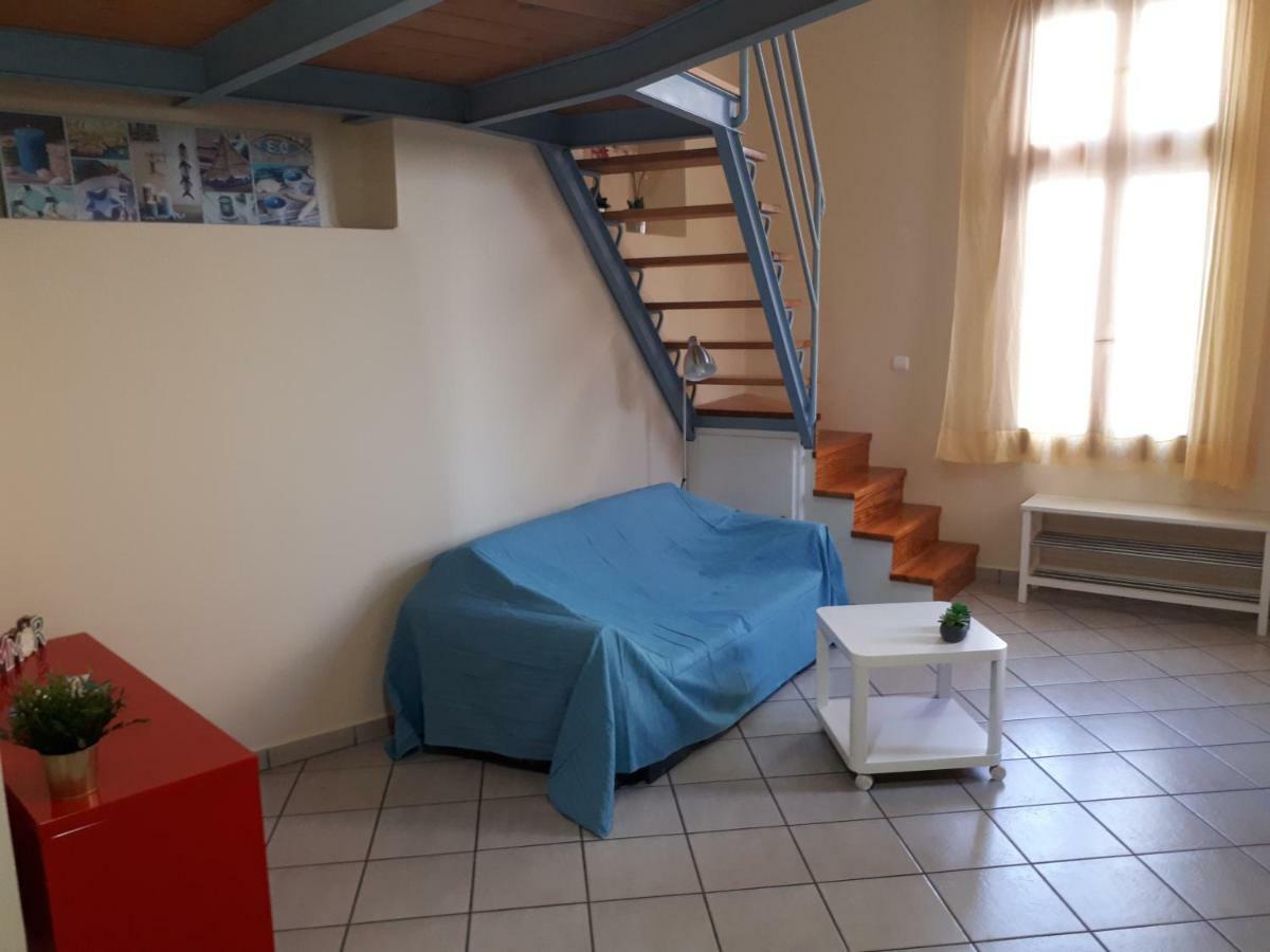Ermoupolis, Syros City Apartments Екстер'єр фото