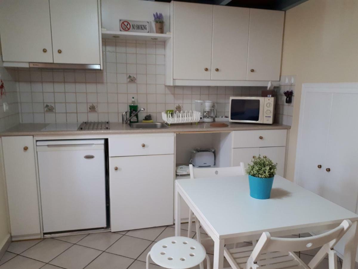Ermoupolis, Syros City Apartments Екстер'єр фото